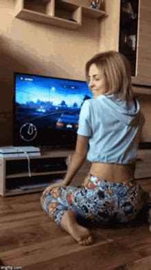 girls twerking naked|Naked Girls Twerking Porn Videos 